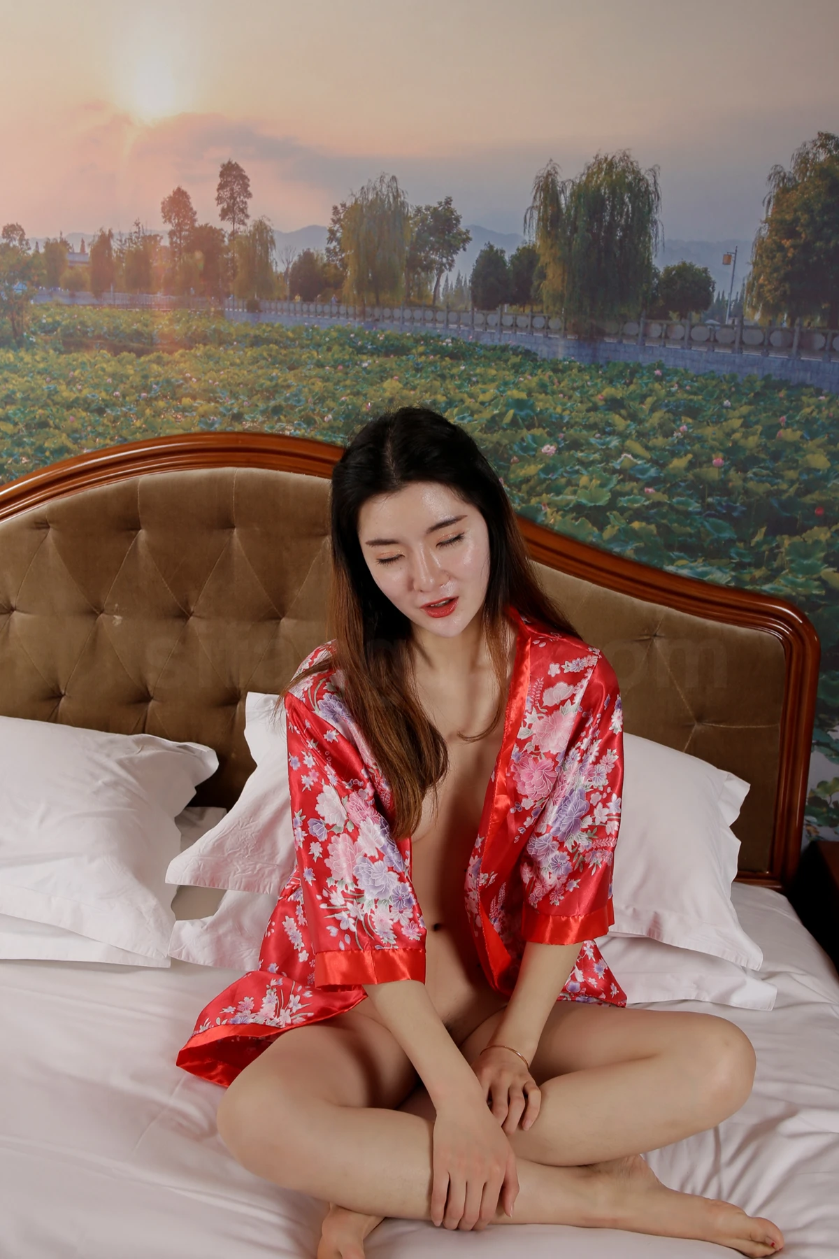 Mengfan – A rare female amateur colleague: Large-scale private photoshoot at a classic-style hotel 02